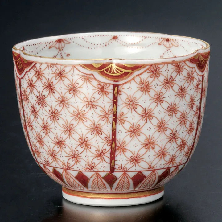 KUTANI WARE GUINOMI SAKE CUP “SAKURA MOTIF” REIKO FUKUSHIMA (PAULOWNIA WOOD BOX WITH CORD CLOSURE)