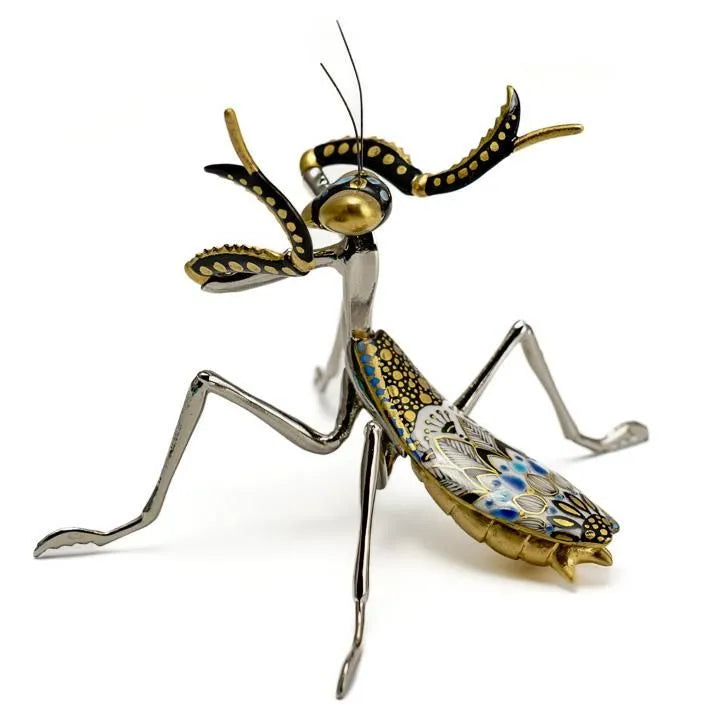 KUTANI WARE MANTIS FIGURINE – BY TAKAFUMI TAKA, JAPANESE PORCELAIN ART