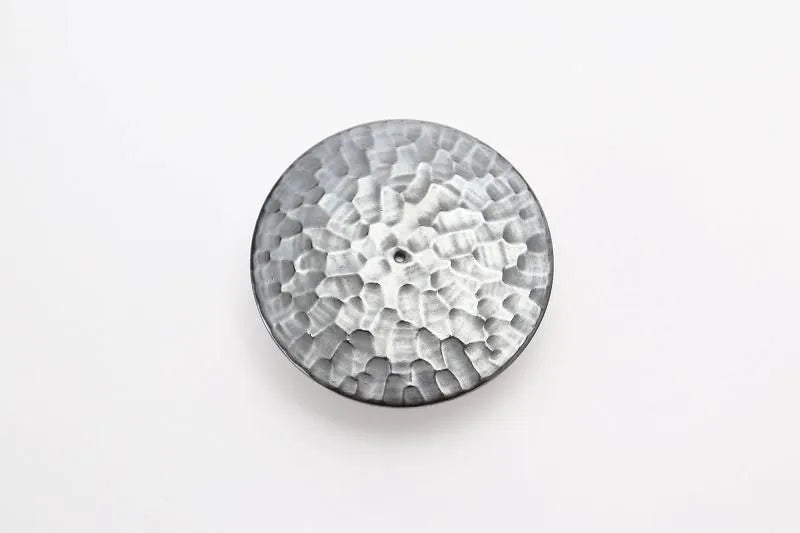 JAPANESE ARITA PORCELAIN SMALL TEAPOT – ANTIQUE SILVER HAMMERED FINISH BY RISOGAMA