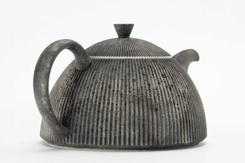 ARITA WARE JAPANESE MOONSURFACE SHINOGI TEAPOT / RISO KILN