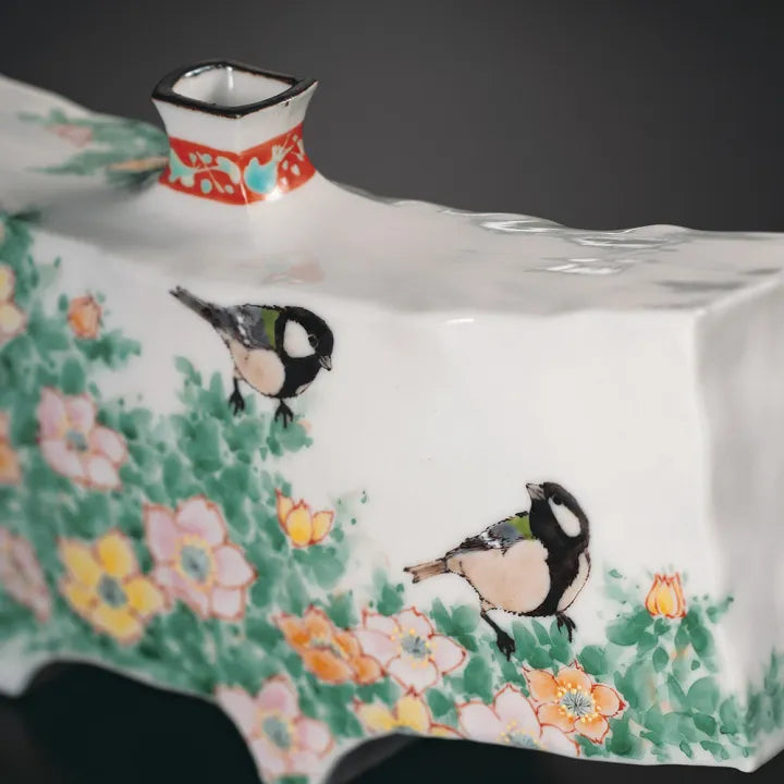 JAPANESE FLOWER VASE KUTANI ROSE WITH JAPANESE TIT/TOSHITO NAKAMURA