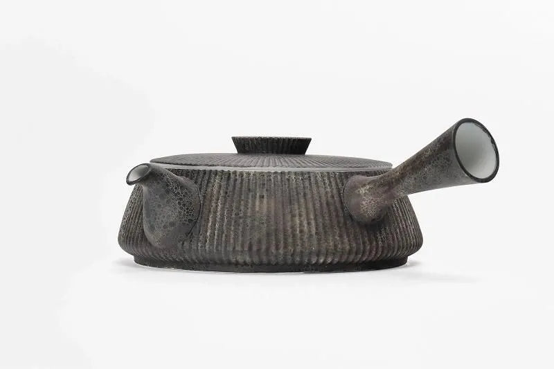ARITA WARE “MOON SURFACE” SHINOGI FLAT TEAPOT / RISO KILN