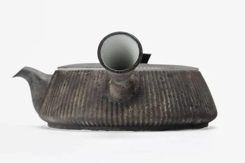 ARITA WARE “MOON SURFACE” SHINOGI FLAT TEAPOT / RISO KILN