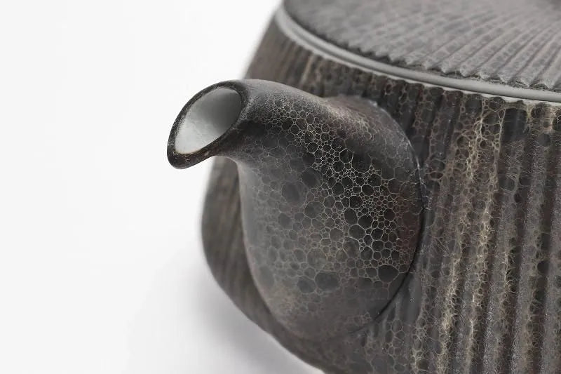 ARITA WARE “MOON SURFACE” SHINOGI FLAT TEAPOT / RISO KILN