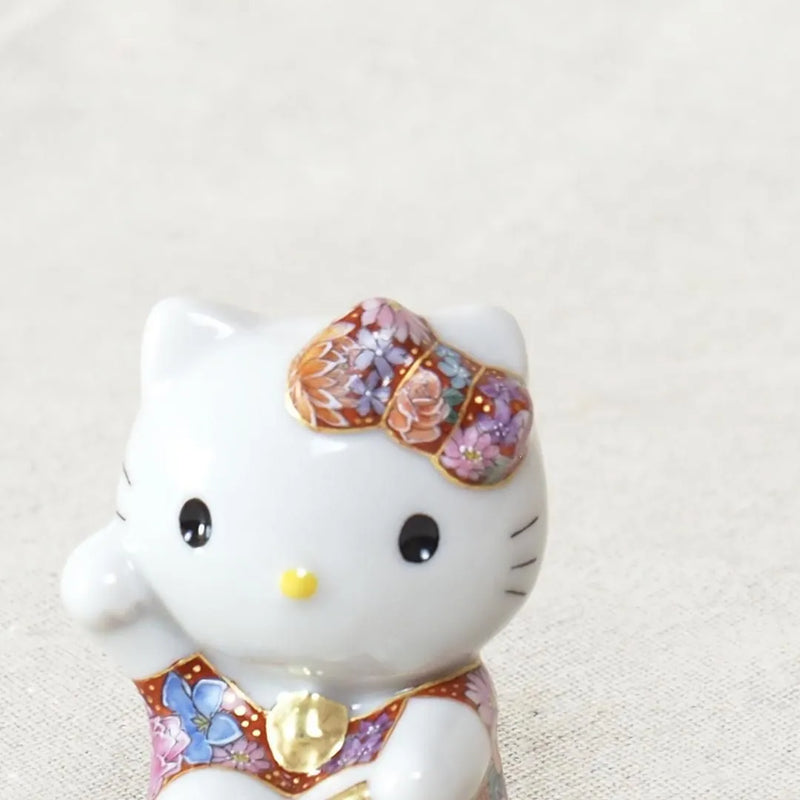 KUTANI WARE HELLO KITTY FIGURE / TOMOKO SUZUKI