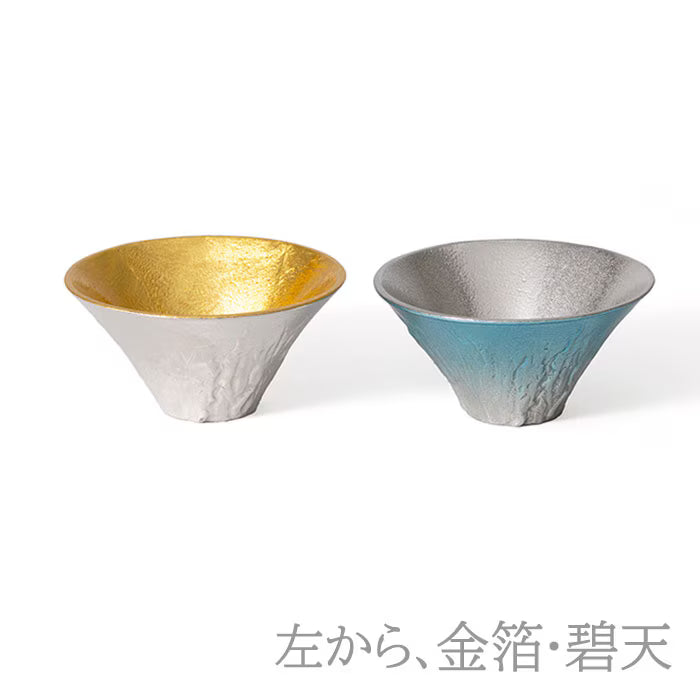 NOUSAKU FUJIYAMA SAKE CUPS – GOLD LEAF & HEKITEN SET (PAULOWNIA WOOD BOX)