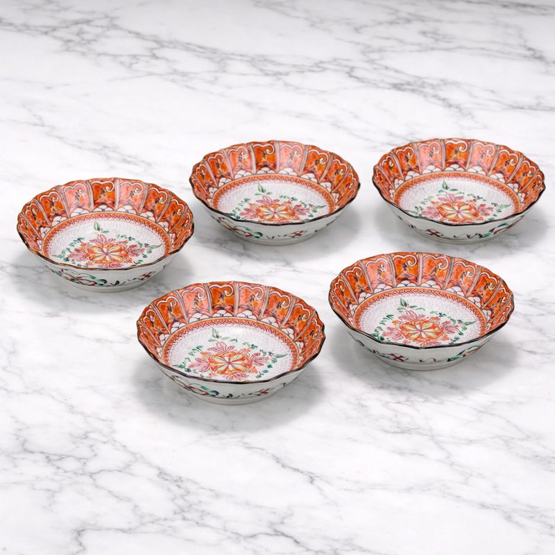 KUTANI PORCELAIN KOBACHI SET - IIDAYA DESIGN, TRADITIONAL JAPANESE ART