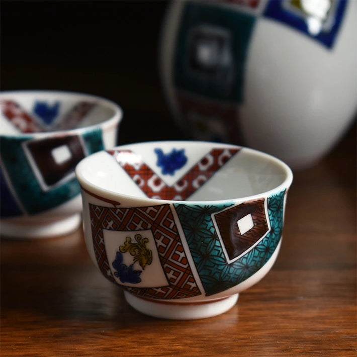 KUTANI JAPANESE SAKE SET KO-KUTANI STYLE ISHIDATAMI/TAISHI KLIN