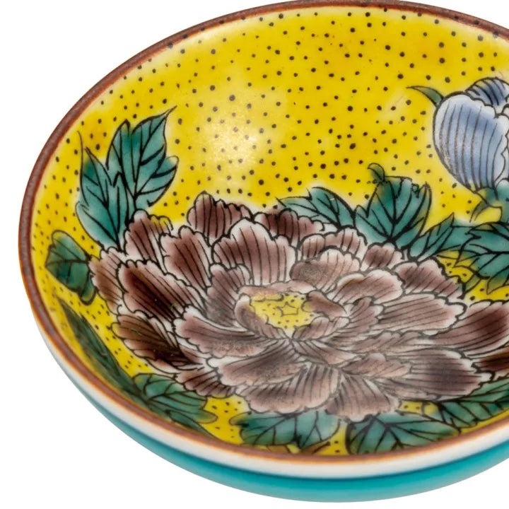 JAPANESE KUTANI SAKAZUKI DESIGN (YOSHIDAYA BOTAN STYLE)