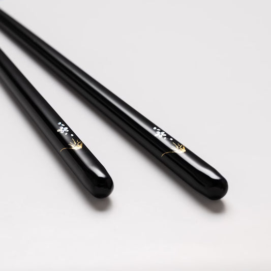 WAKASA-NURI CHOPSTICKS PAIR “SAKURA BLOOM” SAKURA & MT. FUJI PAIR WITH RAKUGAN CHOPSTICK RESTS