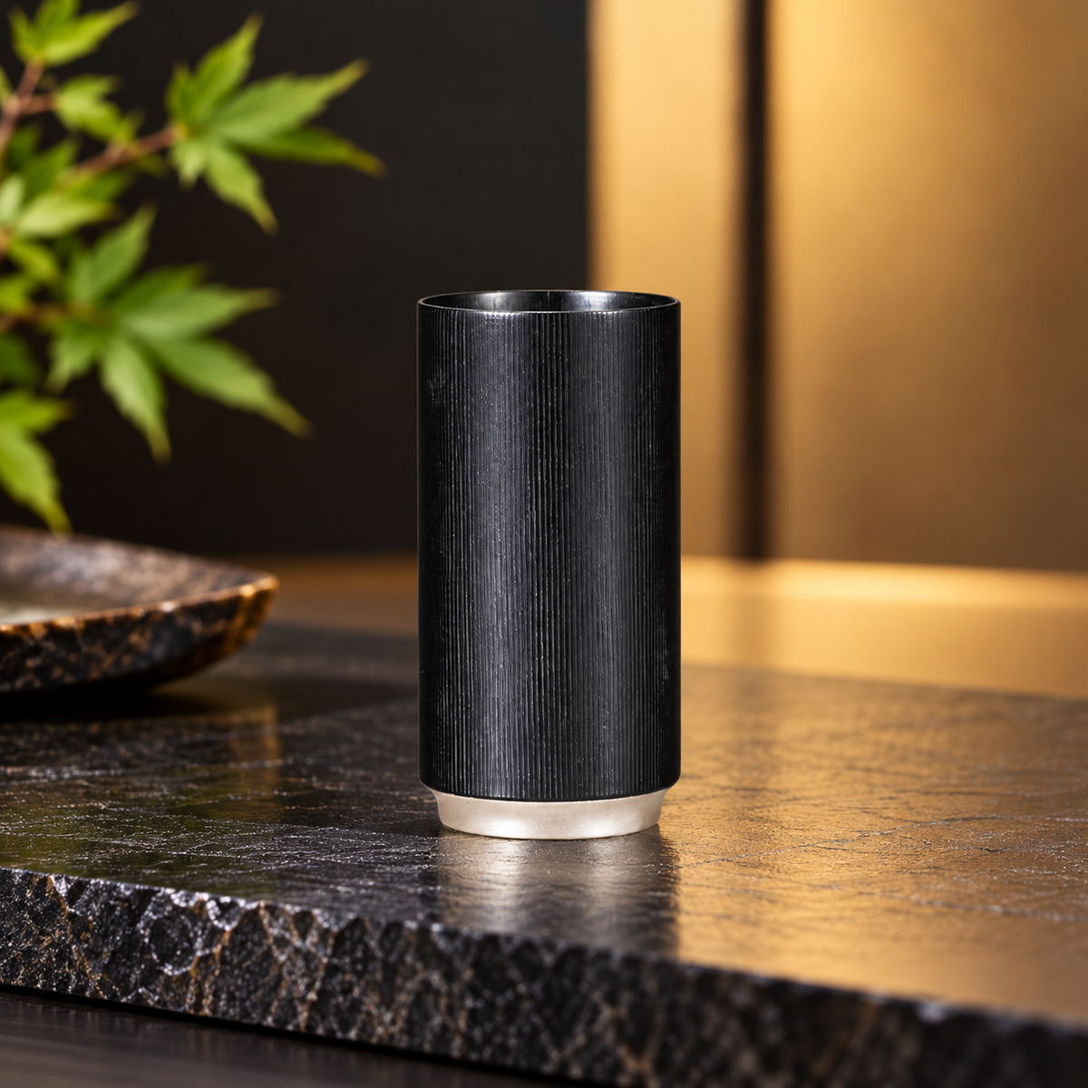 YAMANAKA LACQUERWARE SHOT CUP – MIZUME SAKURA, BLACK TREE RINGS DESIGN