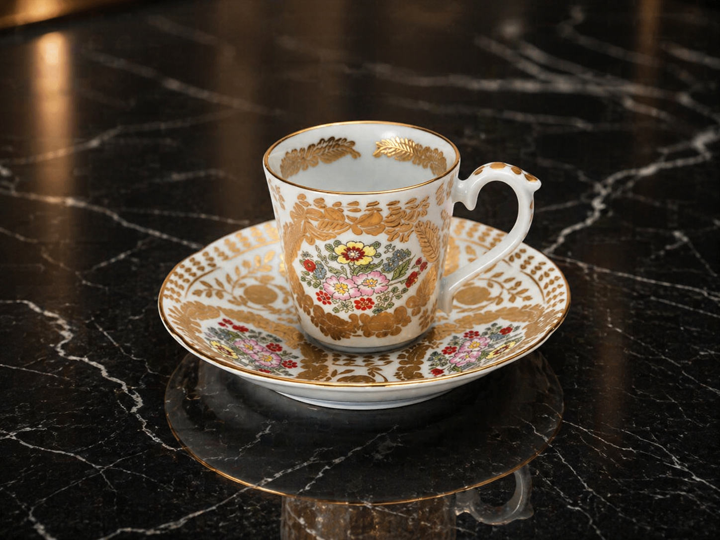 KOURAKU KILN ARITA ESPRESSO CUP (NISHIKI WHITE VERSAILLES)
