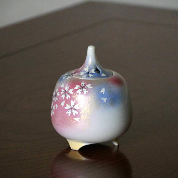 FLOWER DANCE KUTANI JAPANESE INCENSE BURNER