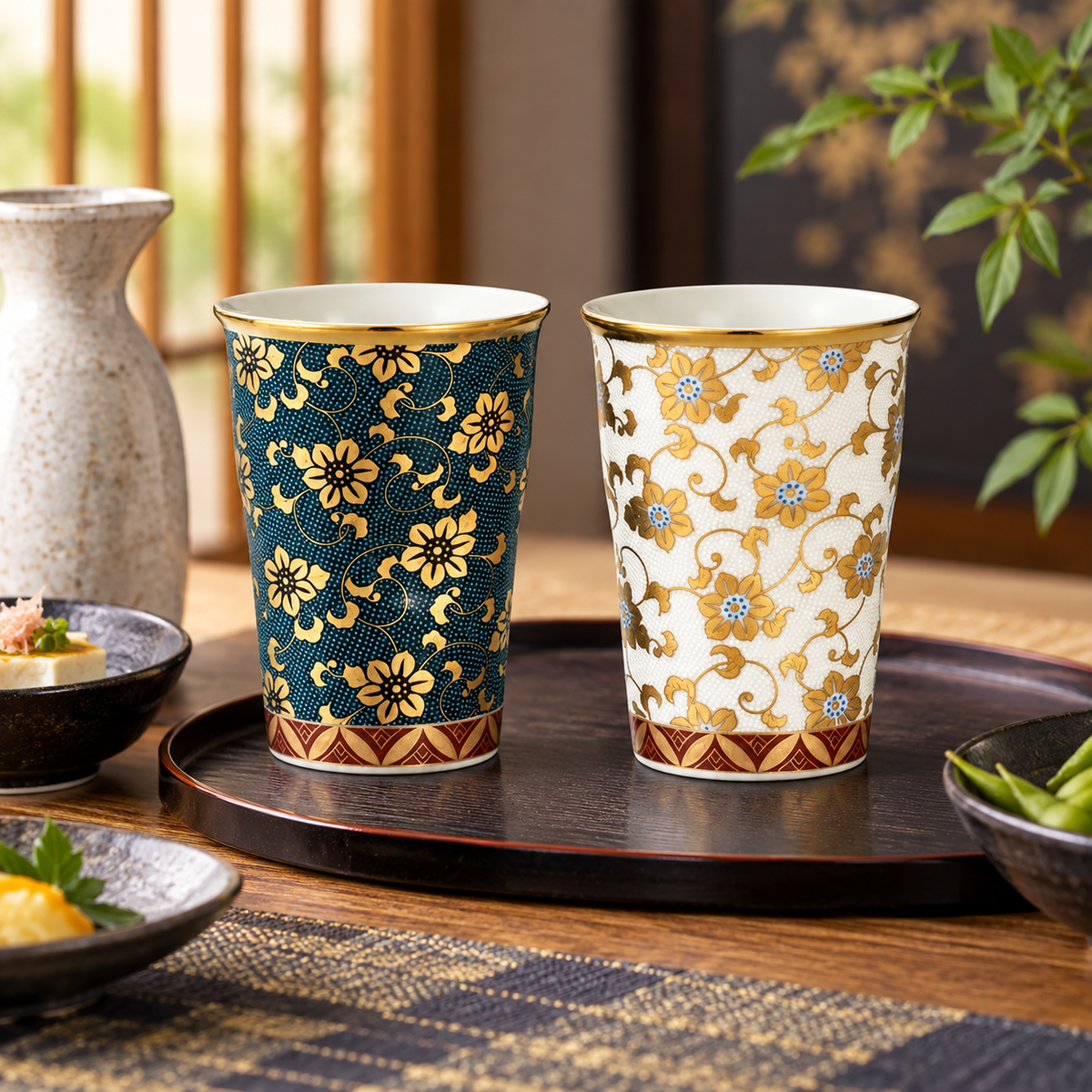 KUTANI WARE PAIR OF FREE CUPS TESEEN KARAKUSA