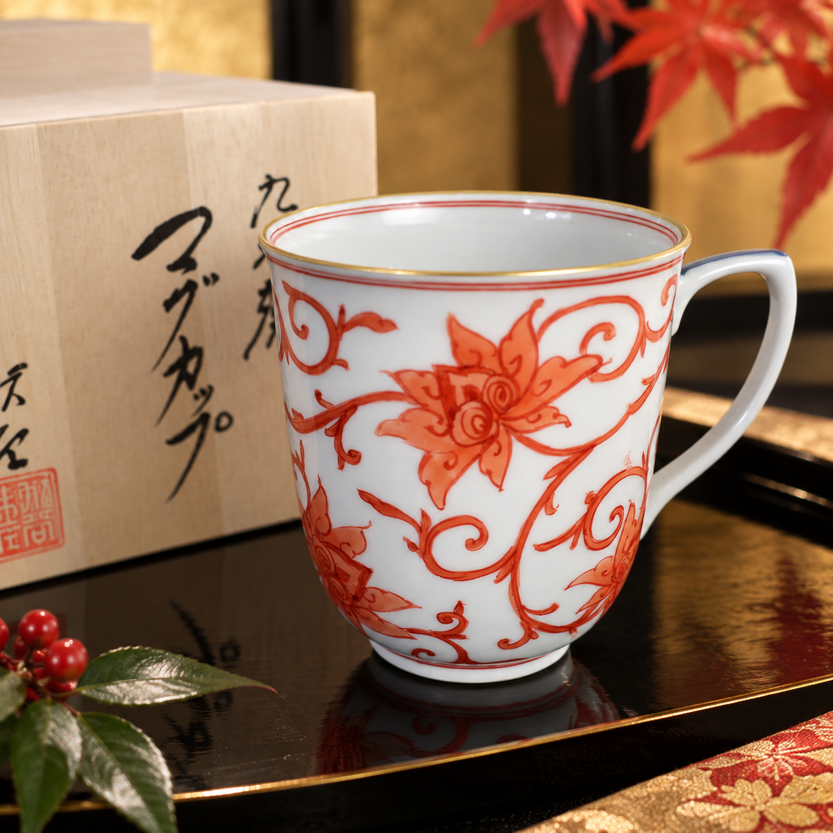 [IMPERIAL HOUSEHOLD–APPOINTED] KUTANI WARE  MUG (AKA-E PEONY & ARABESQUE DESIGN) / CHOZA YAMAMOTO (Copy)