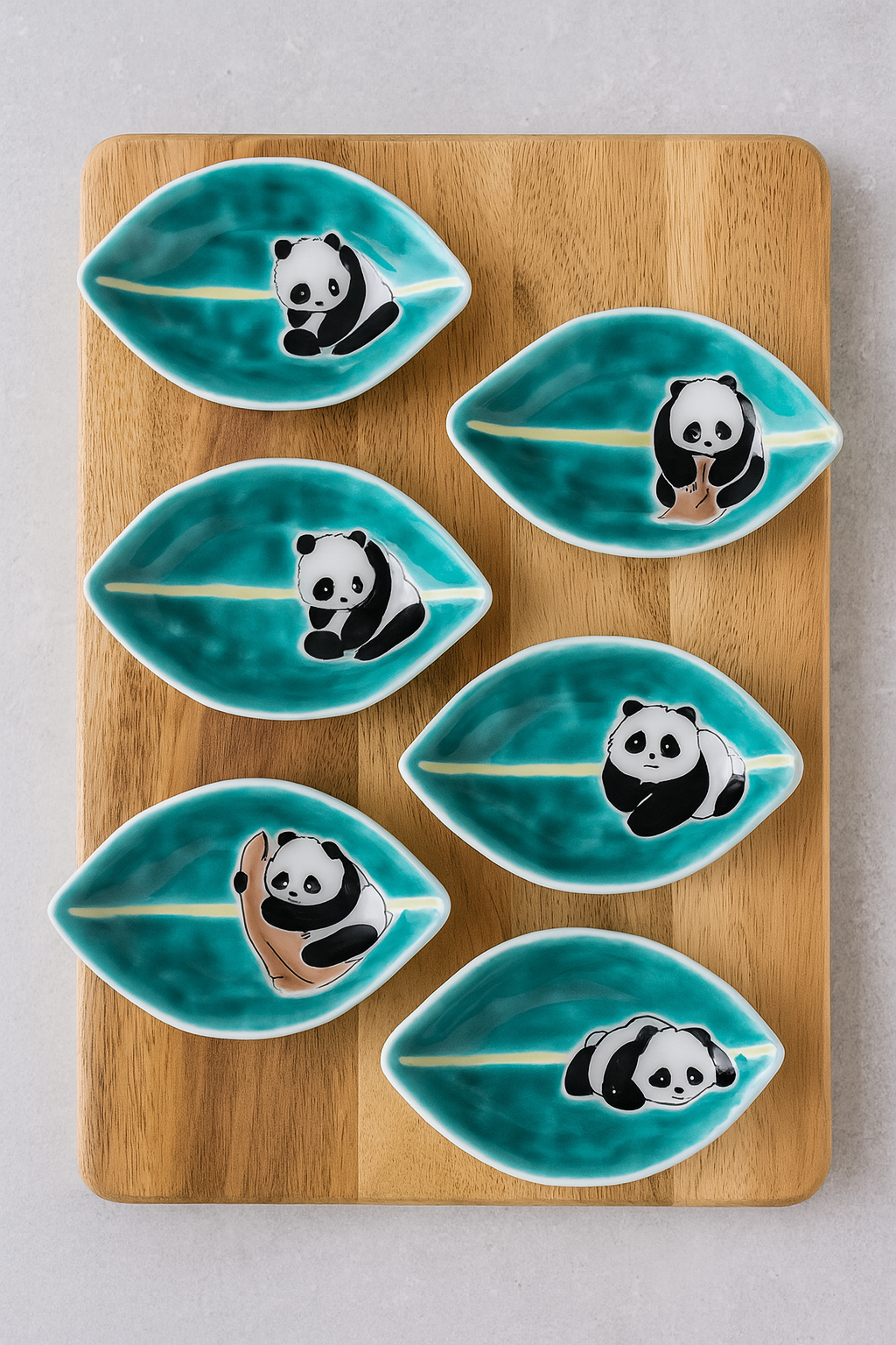 KUTANI SMALL PLATE BAMBOO PANDA