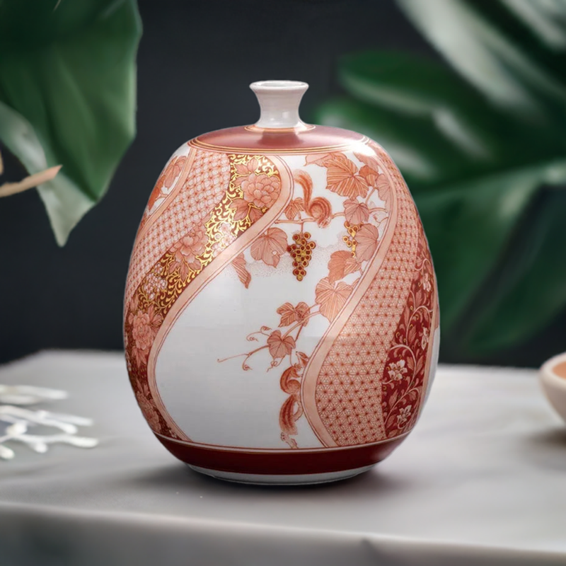 KUTANI WARE VASE AKAE MINORI-MON/BUZAN FUKUSHIMA