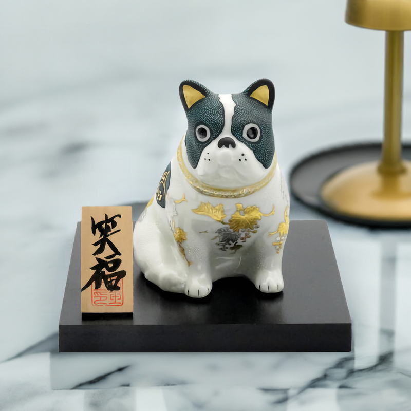 KINGYOKU NAKADA KUTANI BULLDOG WHITE PLATINUM RAISED DESIGN, GRAPES WITH BLUE AND WHITE DOTS