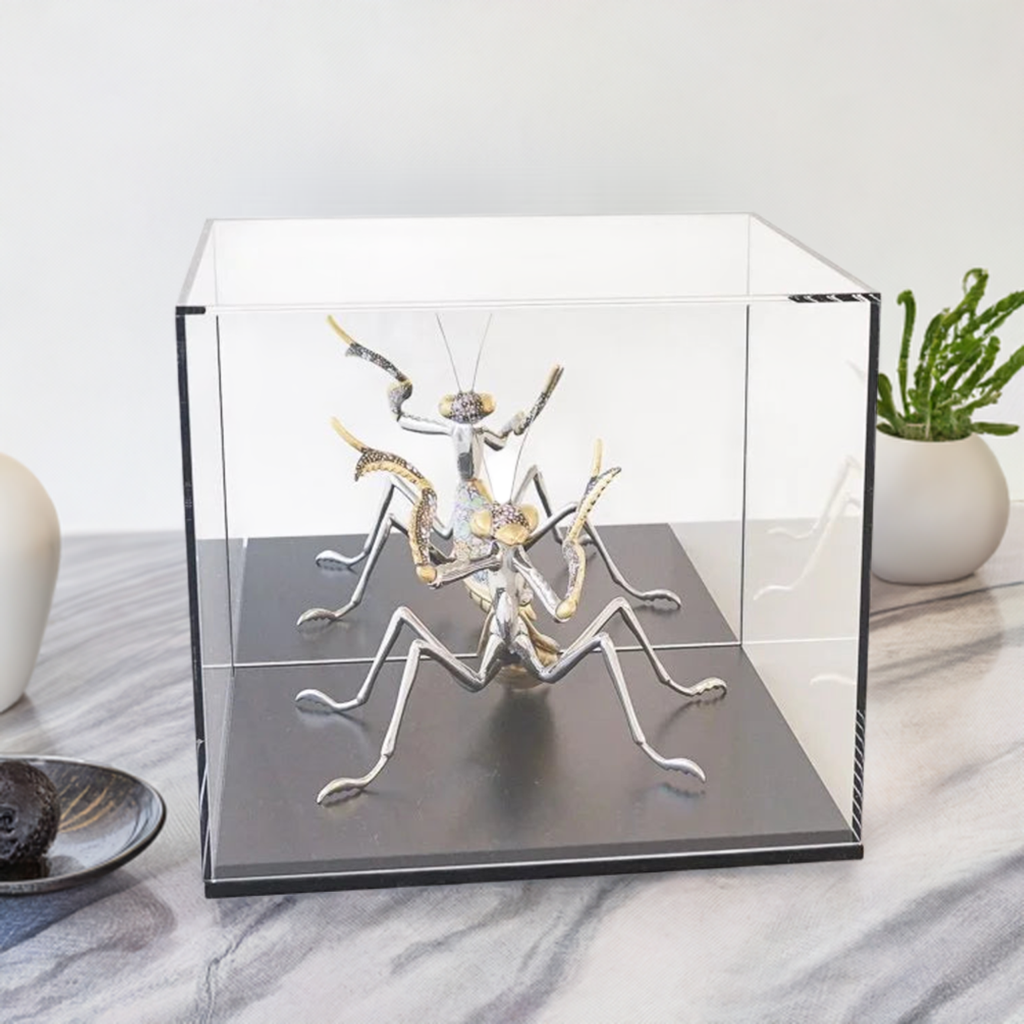 KUTANI WARE MANTIS FLOWER STAFF/ TAKA TOSHIFUMI