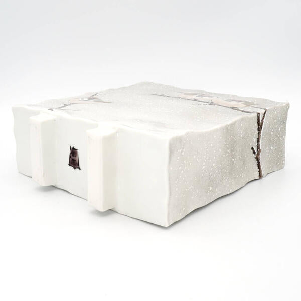 KUTANI WARE FLAT SQUARE VASE – “THREE SPARROWS IN SNOW” BY TOSHITO NAKAMURA