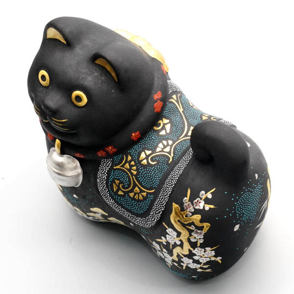 KUTANI WARE HARIKO DOG – PLATINUM MORI WITH PINE, BAMBOO & PLUM, AOCHIUBU DECORATION BY KINGYOKU NAKATA