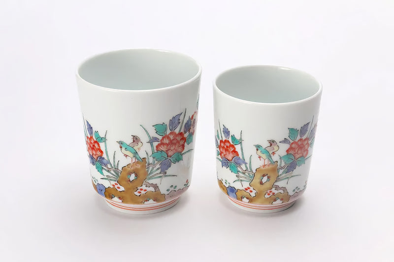 JAPANESE YUNOMI TEA CUP BOTAN CHOMON GUMI / ARITA WARE BY KAKIEMON