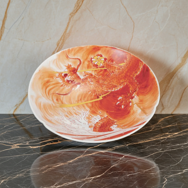 Kutani ware serving bowl